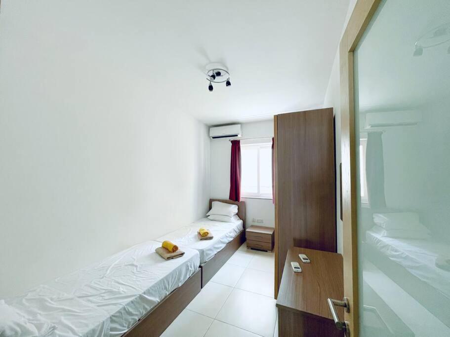 Stylish Modern Central Apartment 4 Paceville Saint Julian's Exterior foto