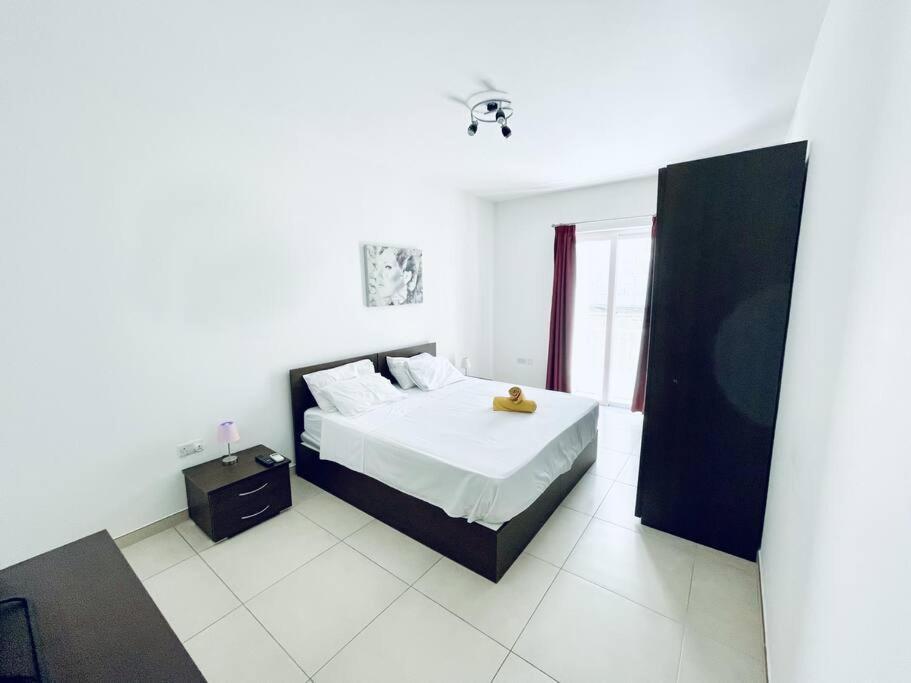 Stylish Modern Central Apartment 4 Paceville Saint Julian's Exterior foto